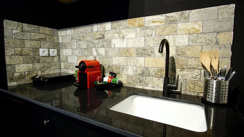 Studio – 16 Yehiel Kafah St., Tel Aviv (6)