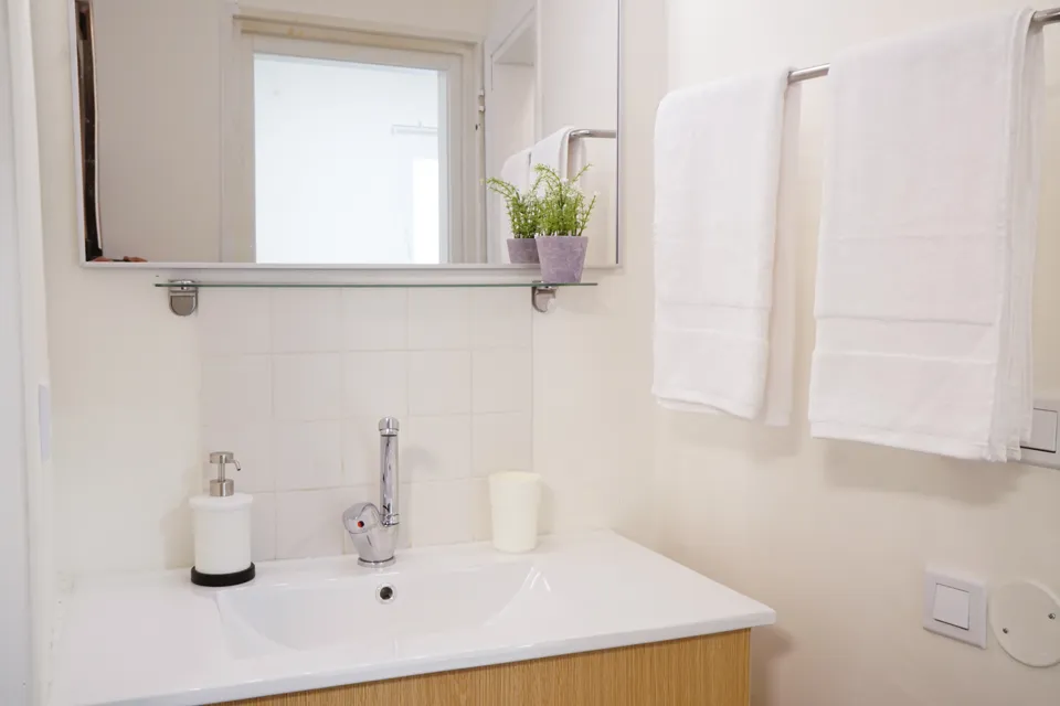 1 bedroom with balcony – 16 Yehiel Kafah St., Tel Aviv (8)
