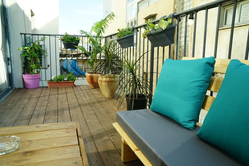 1 bedroom with private balcony – 16 Yehiel Kafah St., Tel Aviv (8)