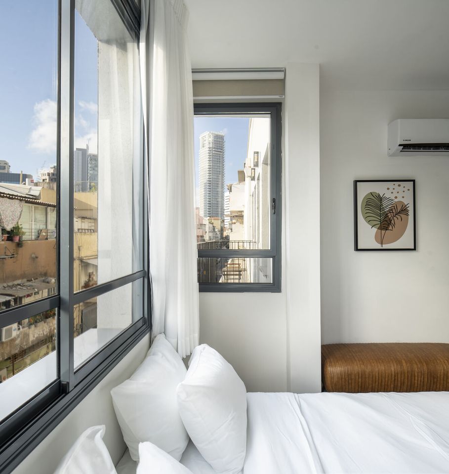 Chambre Deluxe avec balcon: vue depuis la fenêtre